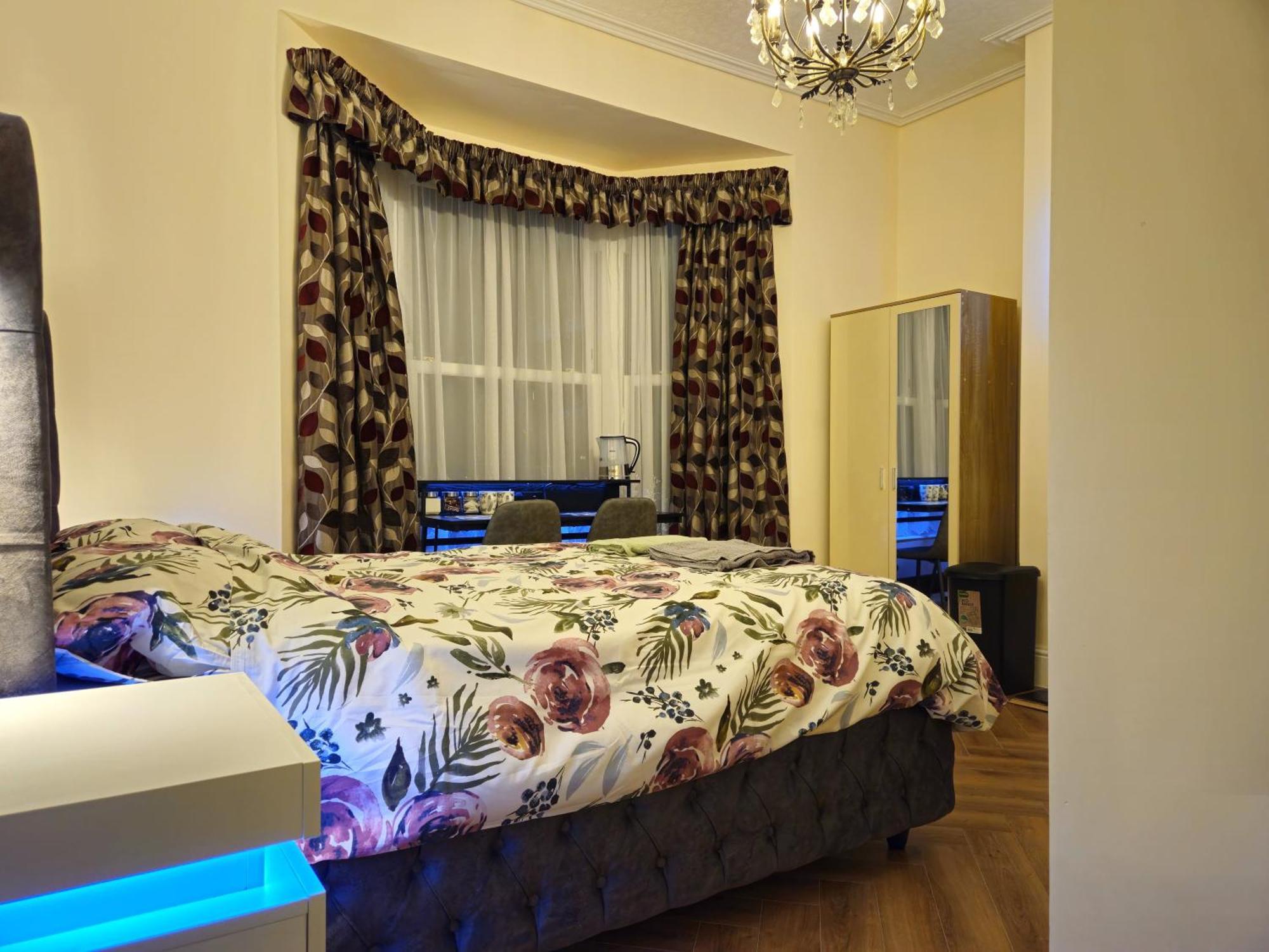 Modern En-Suite Doubles In Boston Town Spacious & Contemporary Rooms Ngoại thất bức ảnh